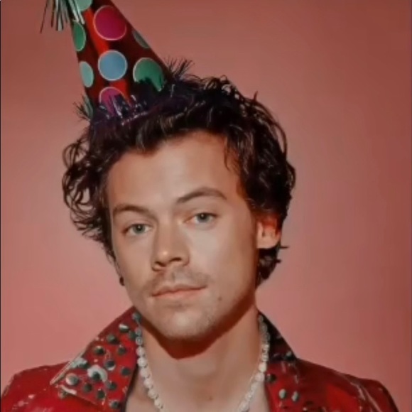 Meet your Posher, Gabby - Picture 1 of 1